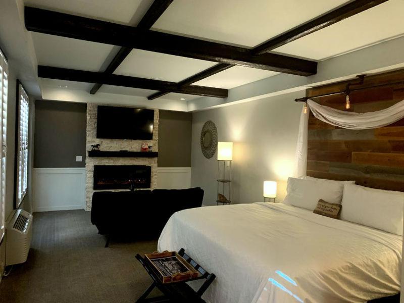 Cedar Stables &